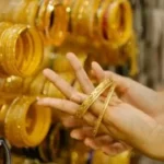 سعر الذهب في مصر والعالم يواصل التراجع ويتأثر بتقلبات السوق العالمية